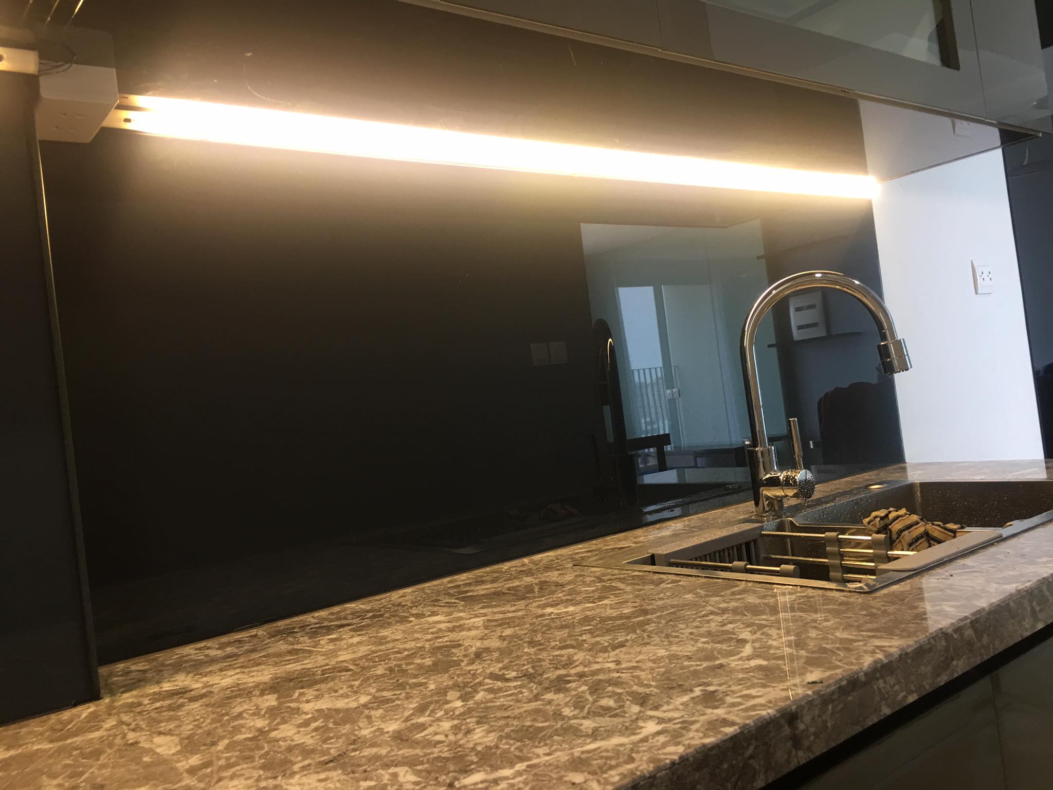 Đèn Led Thanh - Led Dây Cảm Ứng Tủ Bếp - Tủ Quần Áo